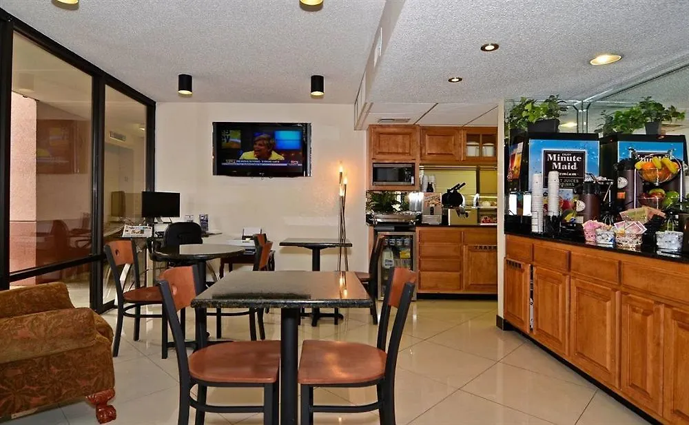 Hotel Econo Lodge Inn & Suites Memphis